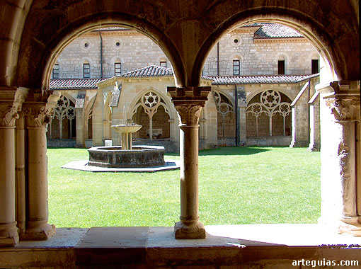 Claustro del Monasterio de Santa Mar&iacute;a de Irantzu