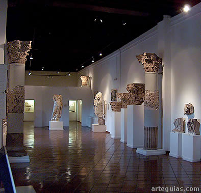 Una de las salas del Museo de Cuenca