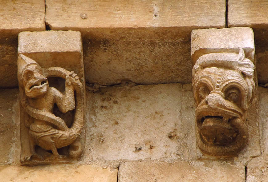 Viaje de la iconograf&iacute;a rom&aacute;nica en el Alfoz de Fuentidue&ntilde;a y Sacramenia (Segovia)