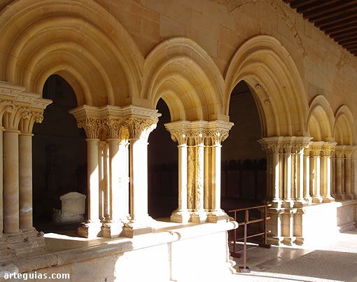 San Andr&eacute;s de Arroyo: sala capitular