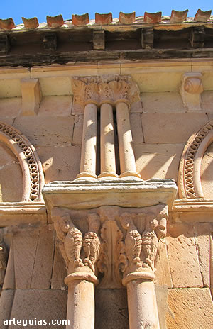 Detalle del claustro de San Pedro