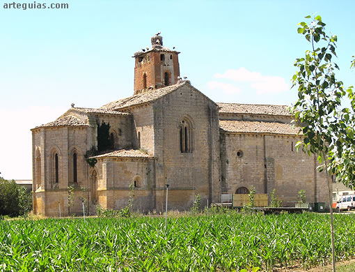 Monasterio Premostratense de Santa Cruz de la Zarza junto a la localidad de Ribas de Campos