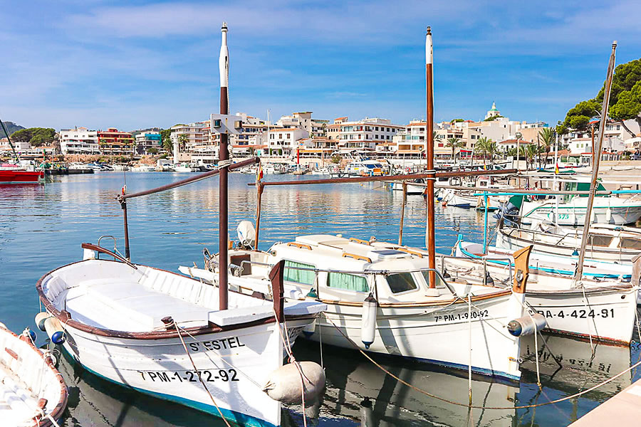 Puerto de Cala Rajada