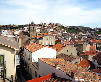 Vista de Fermoselle desde la ruinas de su castillo