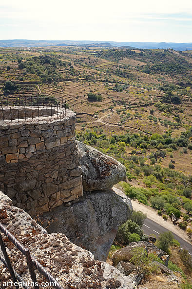 Vistas de la campi&ntilde;a de Fermoselle desde su castillo