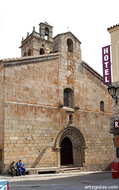Iglesia de Nuestra Se&ntilde;ora de la Asunci&oacute;n: fachada oeste